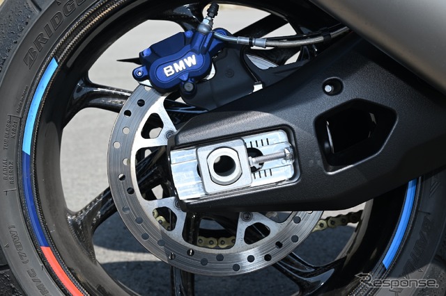 BMW M 1000 XR