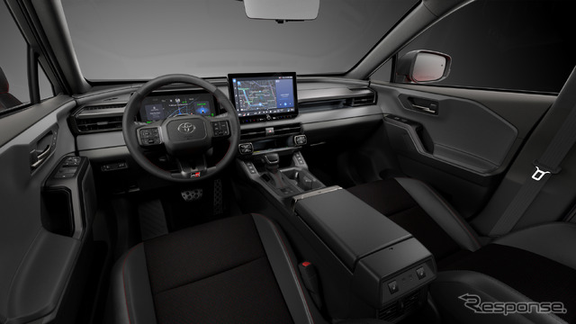 トヨタ RAV4 GRスポーツ