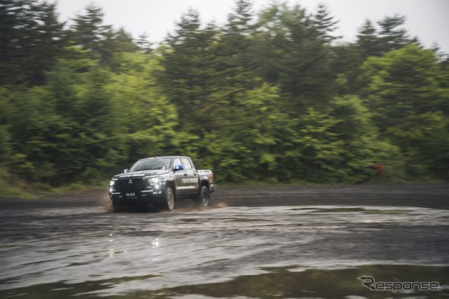 FLEX SHOW AIKAWA Racing with TOYO TIRES