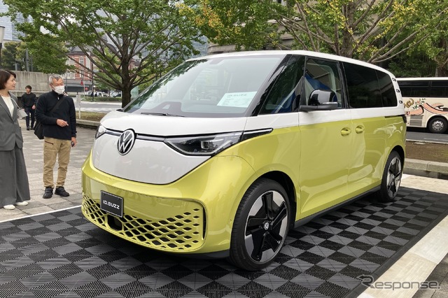 VW ID. Buzz 欧州仕様(写真は2024年、JAIAカーボンニュートラル促進イベント in 東京:行幸通り)