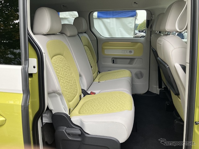 VW ID. Buzz 欧州仕様(写真は2024年、JAIAカーボンニュートラル促進イベント in 東京:行幸通り)