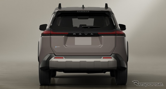 トヨタ RAV4 ADVENTURE