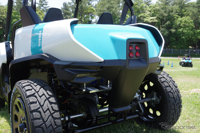 ヤマハの小型電動モビリティ「DIAPASON C580」