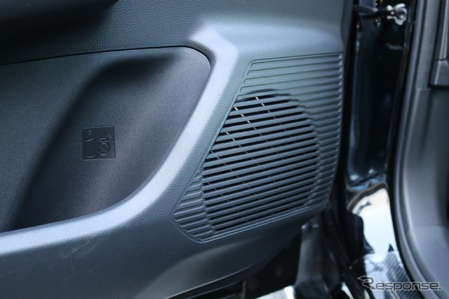プリウス新車購入と同時に決意！ 初めてのプロショップで音をグレードアップする［car audio newcomer］by レジェーラ　前編