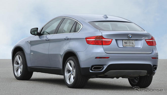 BMW X6 にハイブリッド