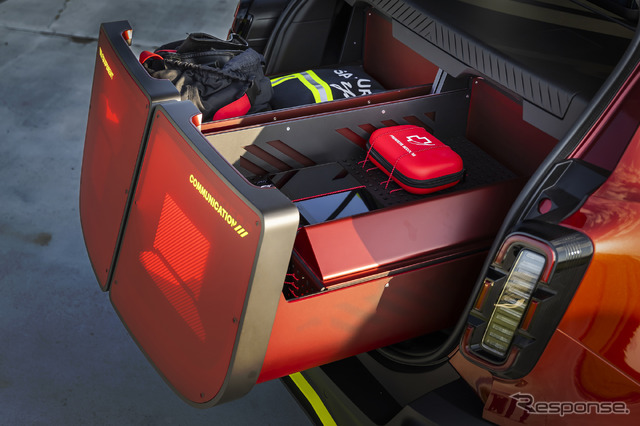 ルノー『4 E-Techエレクトリック』をベースにした救急車両「vision4rescue」