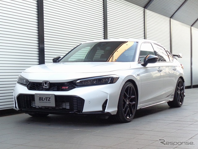 ブリッツ DAMPER ZZ-R　ホンダ・シビックRS装着例（フロント：26mmダウン / リア：27mmダウン）