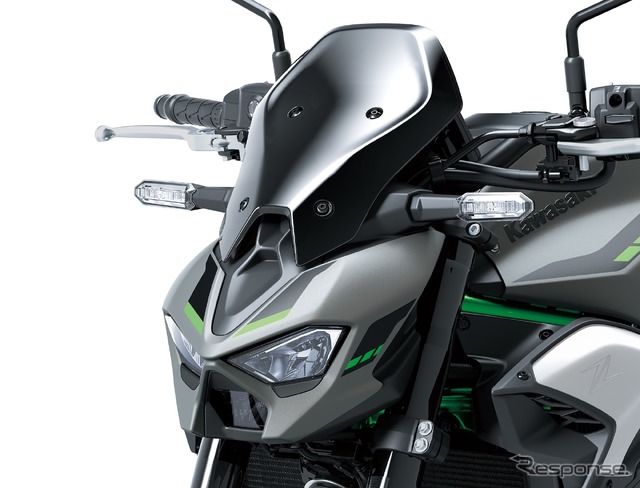 カワサキ Z900 純正アクセサリー