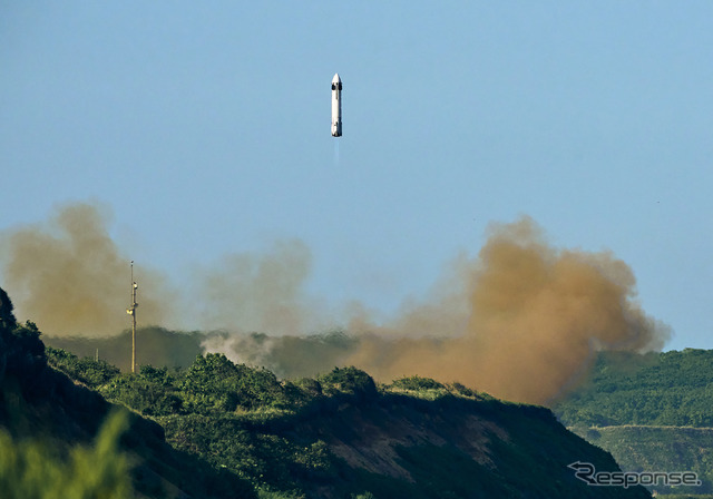 ホンダの再使用型ロケット実験機の離着陸実験の様子