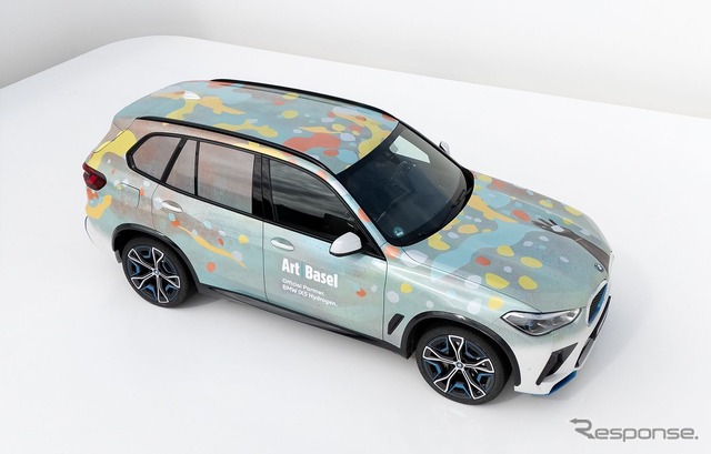 BMWの水素燃料電池車『iX5』のアートカー
