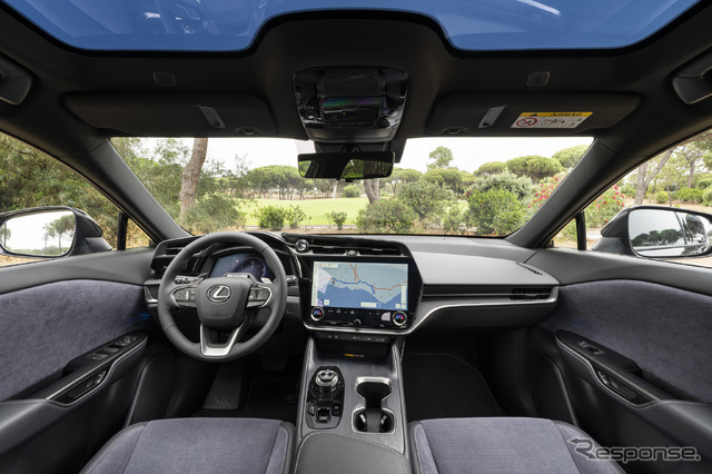 レクサス『RZ』改良新型(RZ 500e Luxury)