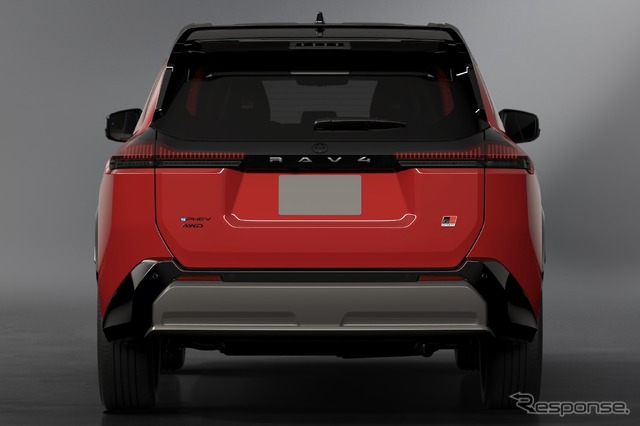 トヨタ RAV4 新型:GRスポーツ(PHEV)