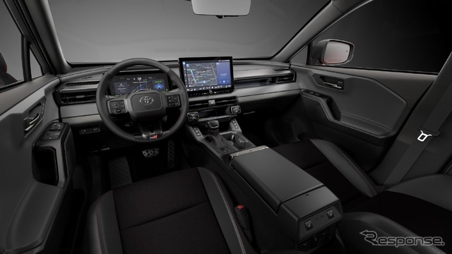トヨタ RAV4 新型:GRスポーツ(PHEV)