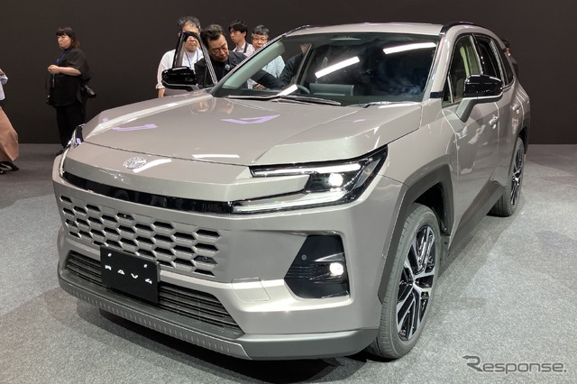 トヨタ RAV4 新型:CORE(HEV)