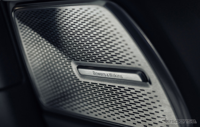 ポールスター3のBowers & Wilkins オーディオシステム
