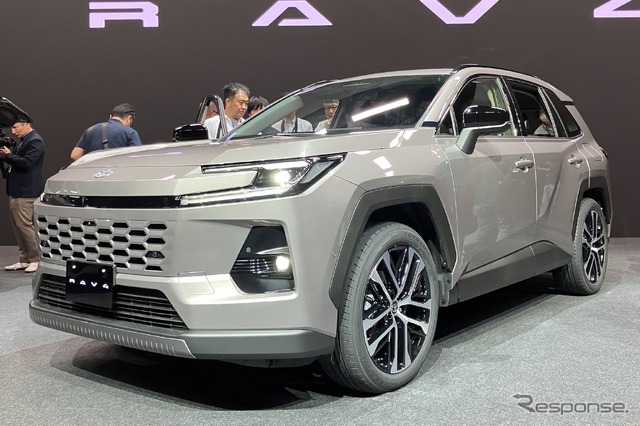 トヨタ RAV4 新型:CORE