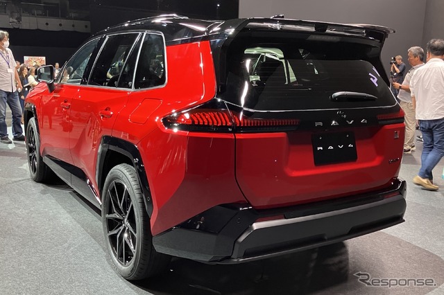 トヨタ RAV4 新型:GRスポーツ