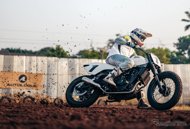 ロイヤルエンフィールドの新型フラットトラック専用バイク「FT450」
