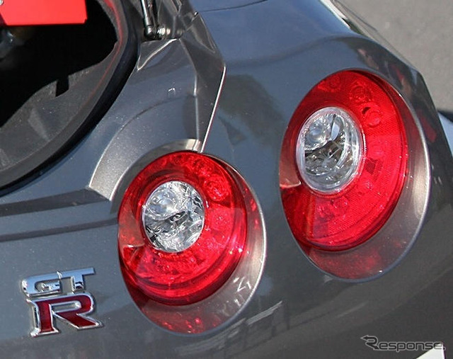世界最速!! 日産 GT-R 消防車仕様、ニュルブルクリンクに配備