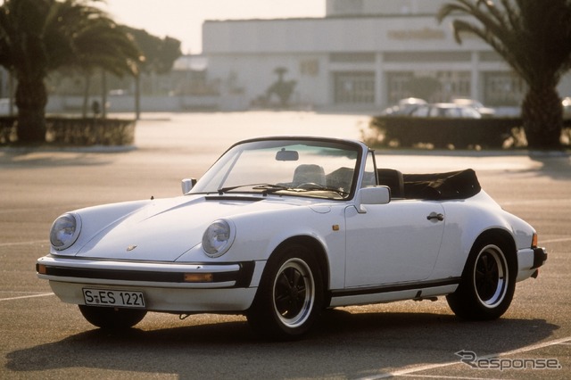 ポルシェ911SC 3.0カブリオレ(930)