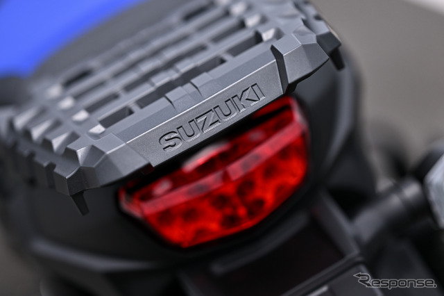 スズキ Vストローム650 XT ABS