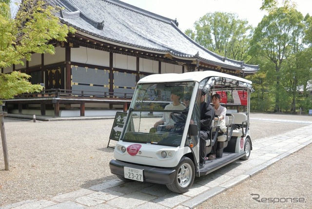ヤマハ発動機の「グリスロ」が京都・衣笠アートヴィレッジフェスティバルで運行