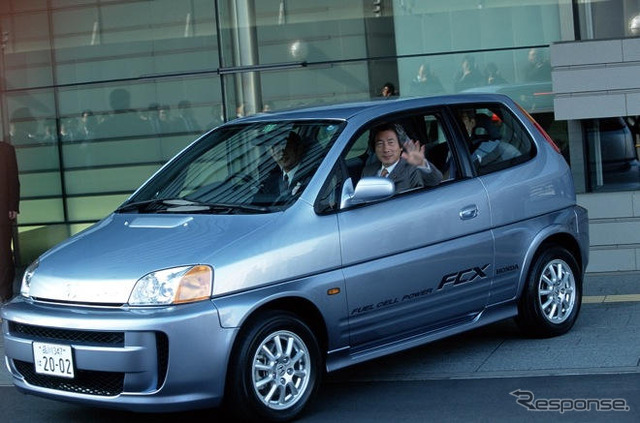 【池原照雄の単眼複眼】水面下で進むトヨタ、ホンダの燃料電池車市販レース