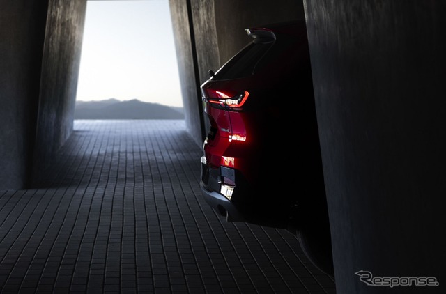マツダ『CX-5』新型のティザー写真