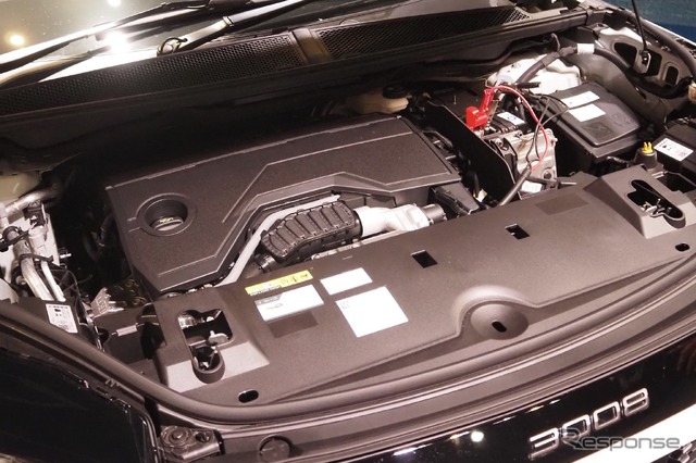 プジョー3008GT ハイブリッド