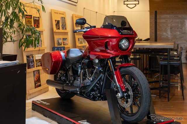 HARLEY-DAVIDSON Café