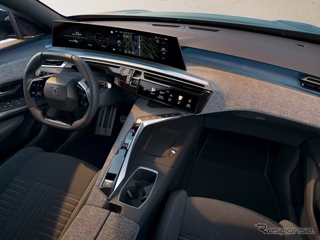 プジョー 3008 新型のパノラマiコックピット