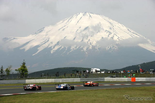 【SUPER GT 第7戦】お楽しみイベント…コースウォーク、よさこい、熱気球