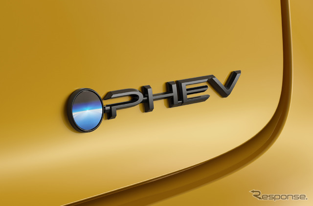 トヨタ プリウスPHEV G ナイトシェード