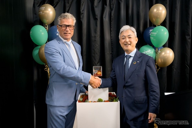 アクシア CEO Alois van Vliet氏とデンソー フードバリューチェーン事業推進部 上席執行幹部 向井 康氏