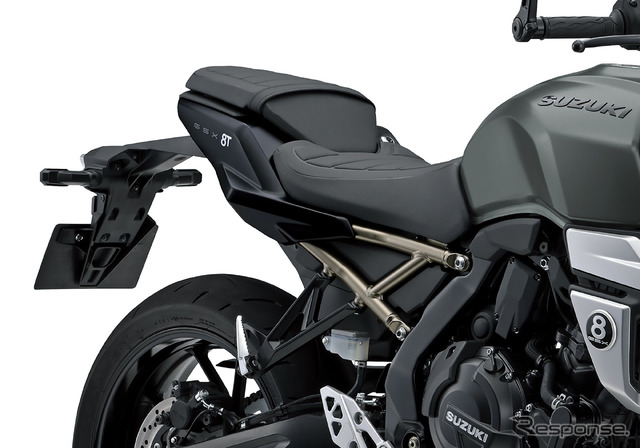 スズキ GSX-8T
