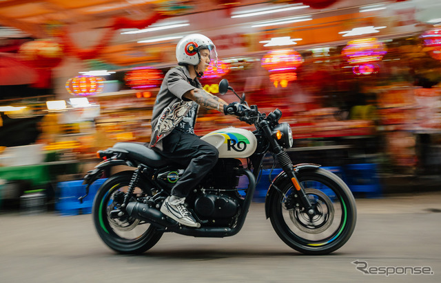 ロイヤルエンフィールド ハンター350 Rio White(リオ・ホワイト)