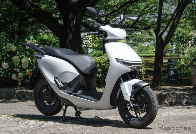 ホンダ CUV e:
