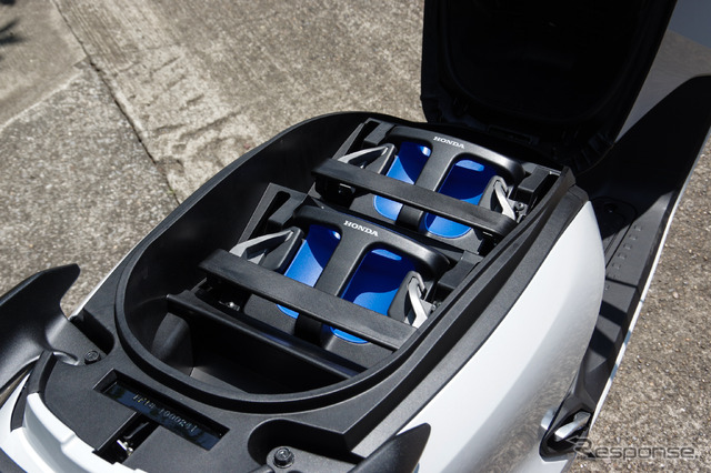 ホンダ CUV e: にはモバイルパワーパックe:を2つ搭載する