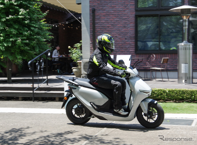 ホンダ CUV e: