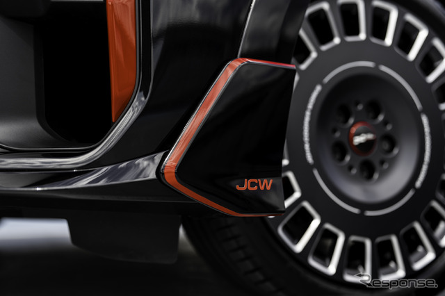 MINIクーパー新型のJCWアクセサリー