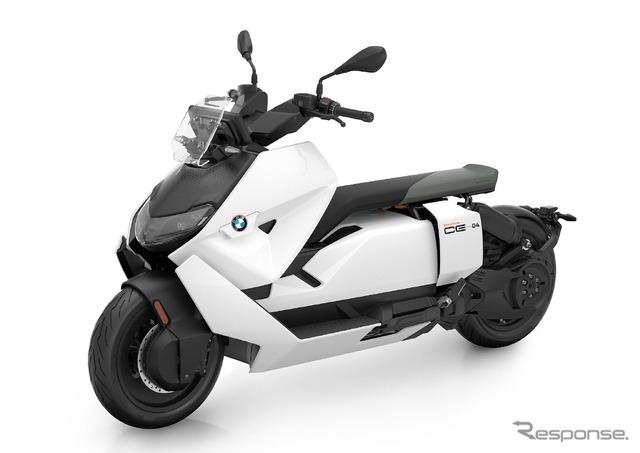 BMWモトラッドの電動スクーター『CE 04』