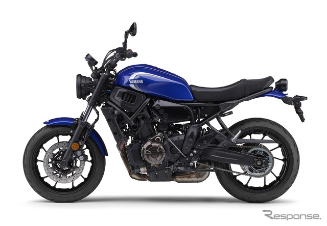 ヤマハ XSR700 ABS(ディープパープリッシュブルーメタリックC)