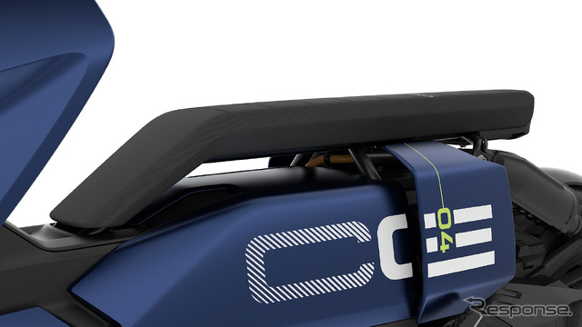 BMWモトラッドの電動スクーター『CE 04』