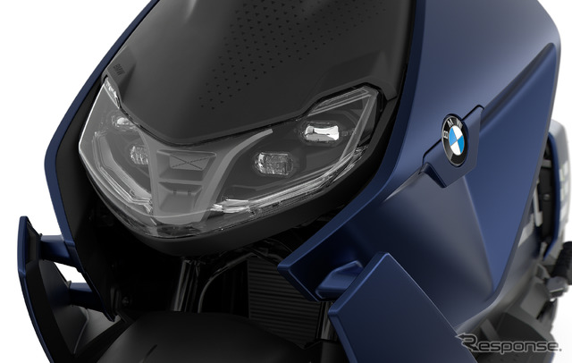 BMWモトラッドの電動スクーター『CE 04』