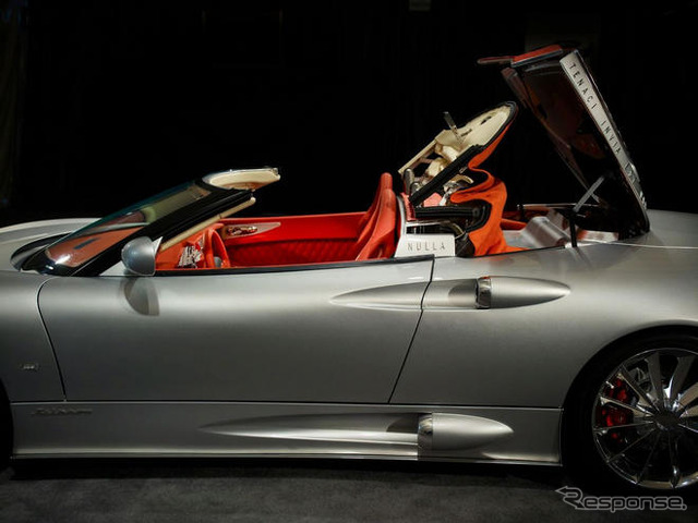美しく華麗なオープンスポーツカー、オランダから登場