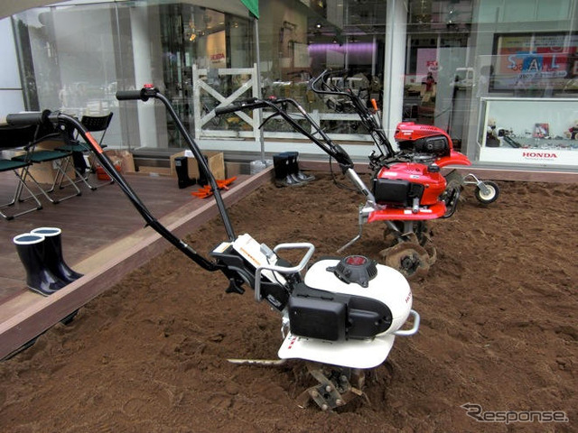 【夏休み】耕うん機の操作を体験! 都心に畑が