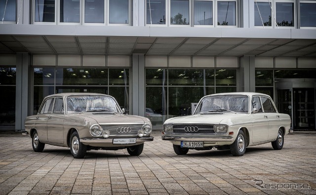 DKW F102(左)とその後継車のアウディ F103
