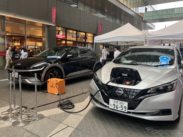 SOMPOダイレクトはプライムアシスタンスと協力して、保険会員の車両に対して電欠時の駆けつけ充電サービスを提供している。