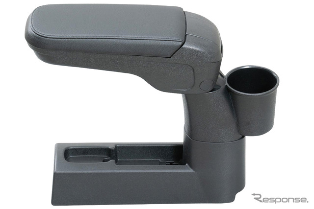 SEIWA・ダイハツ・ハイゼットカーゴ専用アームレストBタイプ(WA168)