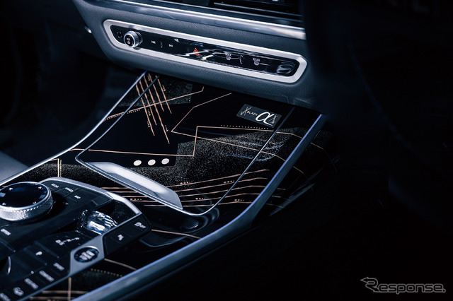 BMW X7 BLACK-α